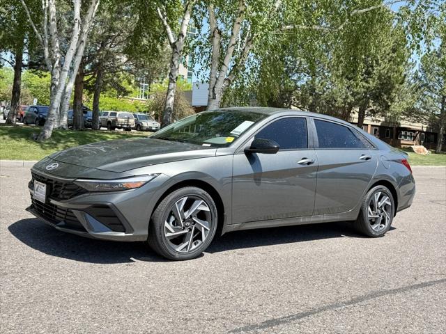 2025 Hyundai Elantra Hybrid SEL Sport
