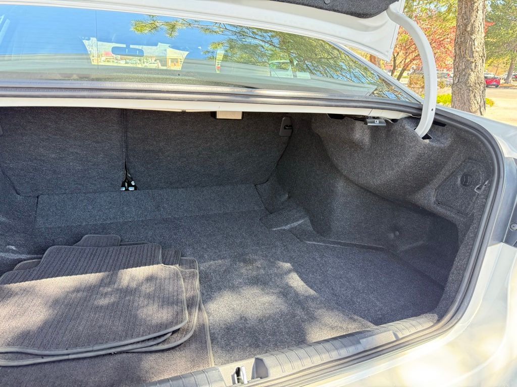 2025 Subaru Legacy Premium - Photo 38
