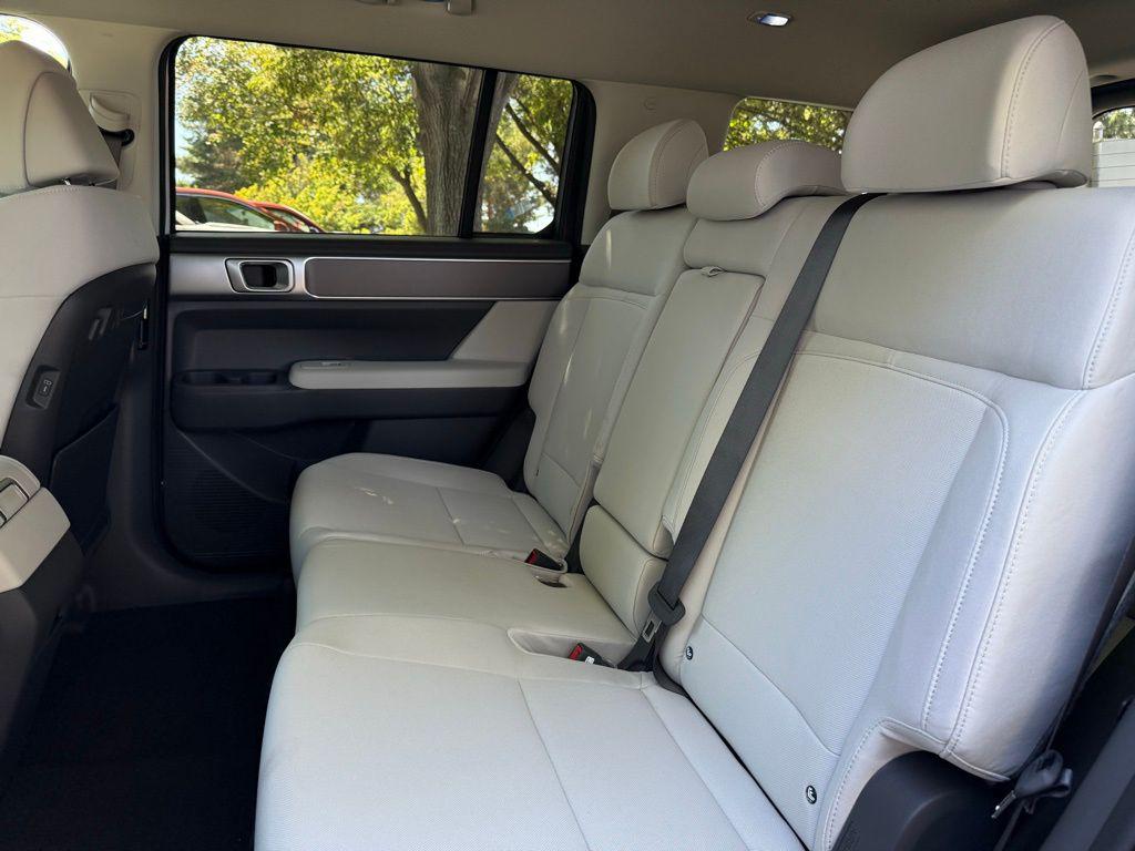 2026 Hyundai Santa Fe SE - Photo 17