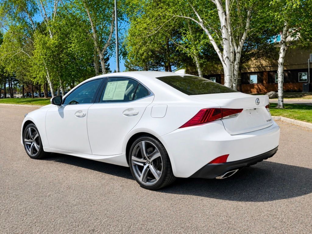 2018 Lexus IS 300 - Photo 7