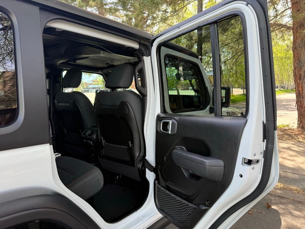 2025 Jeep Wrangler 4-Door Rubicon - Photo 17