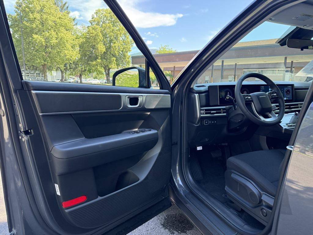 2026 Hyundai Santa Fe SE - Photo 9