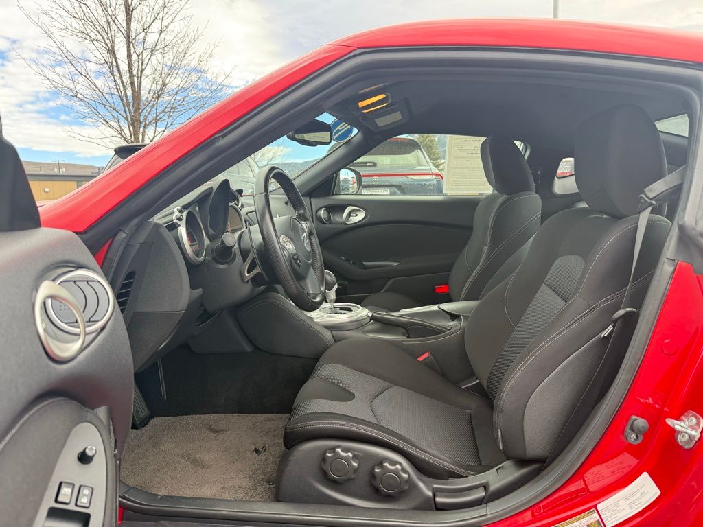 2019 Nissan 370Z Sport - Photo 15