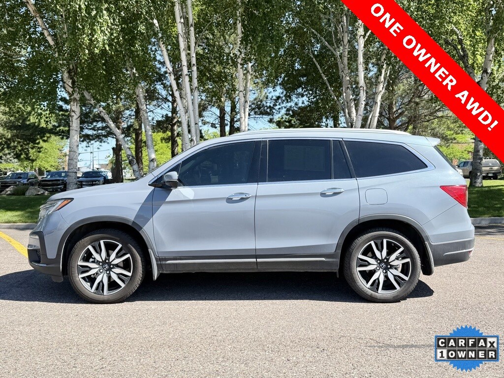 2022 Honda Pilot Elite photo 3