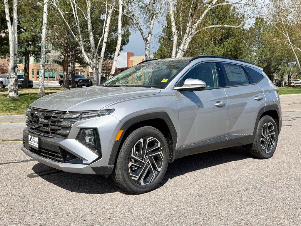 2026 Hyundai Tucson Limited HEV AWD's photo