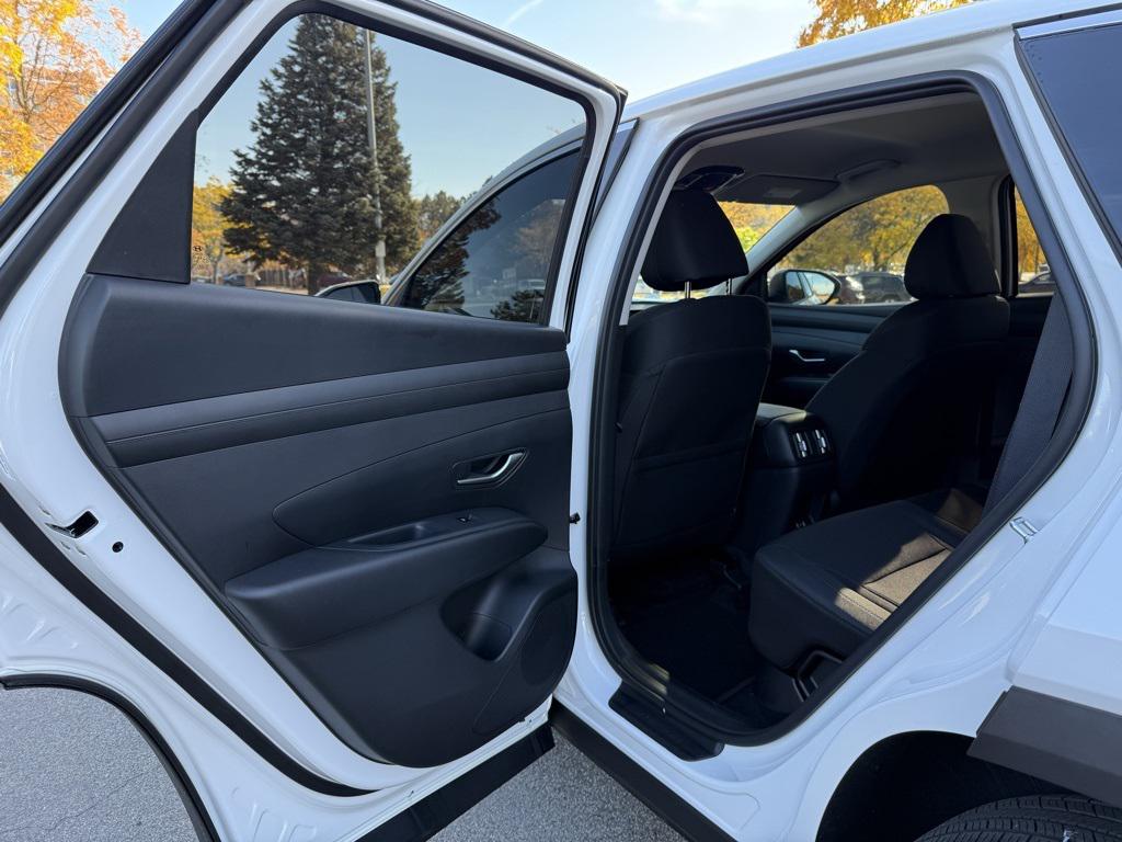 2026 Hyundai Tucson Blue SE - Photo 15