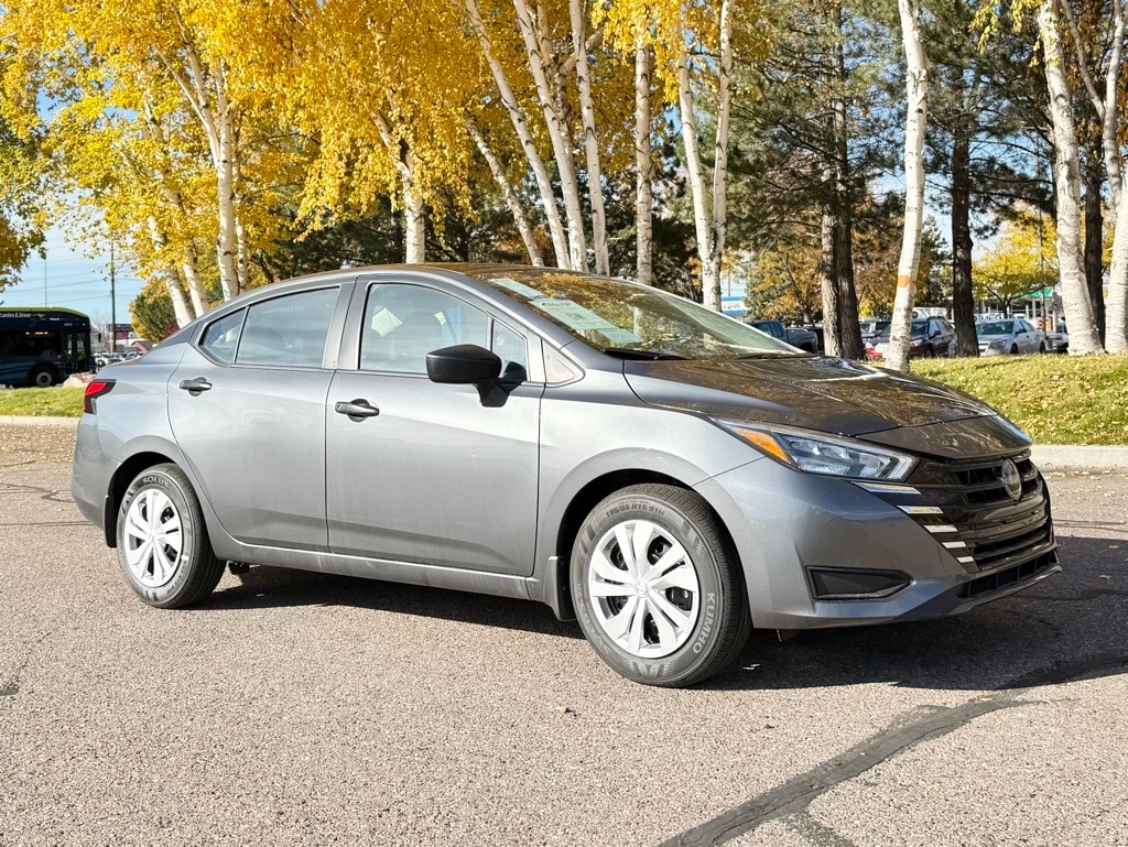New 2025 Nissan Versa 1.6 S Sedan