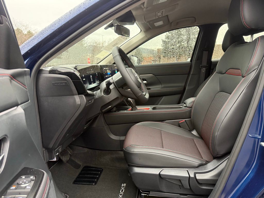 2026 Nissan KICKS SR AWD - Photo 14