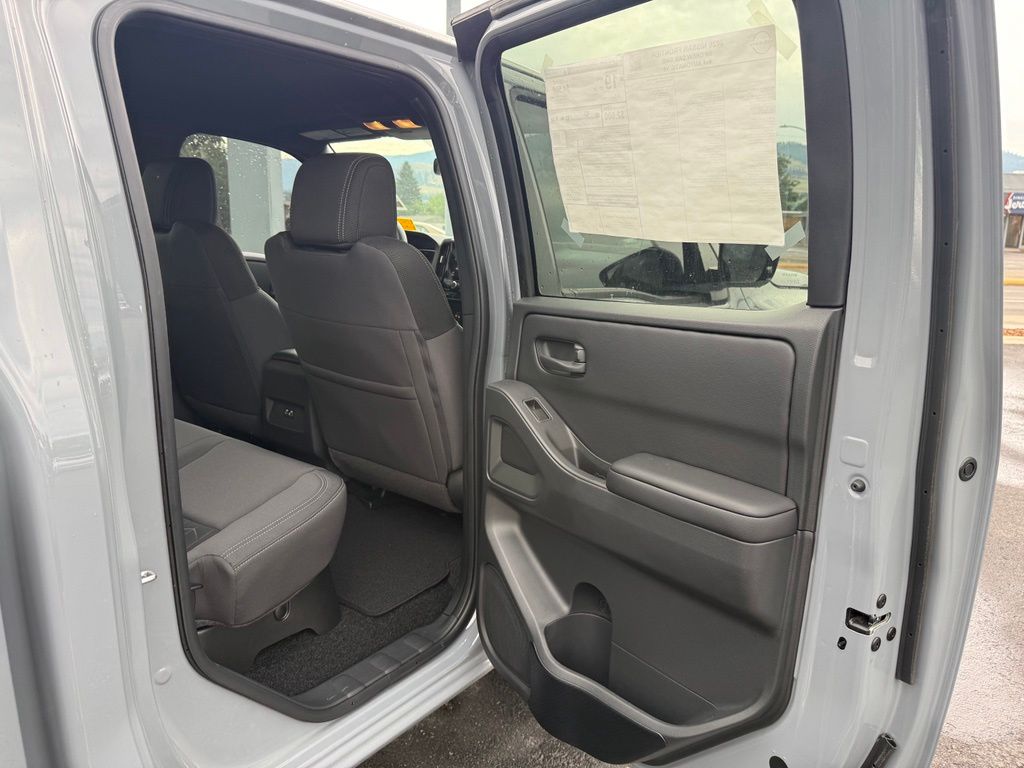 2026 Nissan Frontier SV - Photo 19