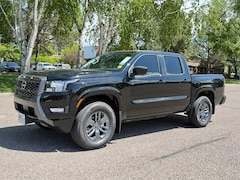 2025 Nissan Frontier SV Convenience Crew Cab 4X4 Truck Crew Cab