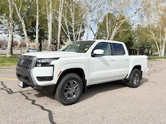 2026 Nissan Frontier SV Convenience Crew Cab 4X4 Truck Crew Cab