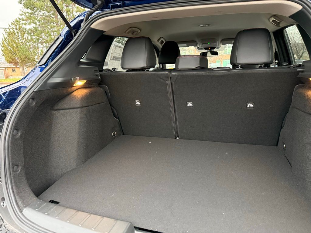 2026 Nissan KICKS SR AWD - Photo 37