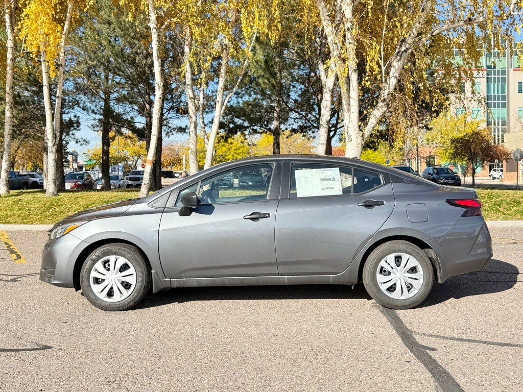 New 2025 Nissan Versa 1.6 S Sedan