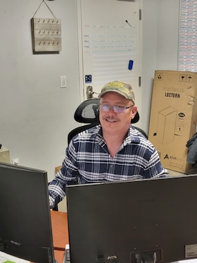Staff member HYLE FAIRBANKS from ID_2dc016095466