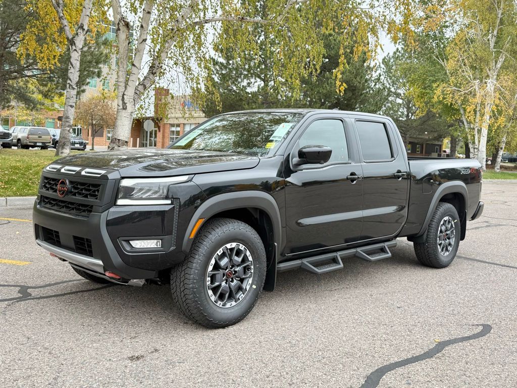2026 Nissan Frontier PRO-4X's photo