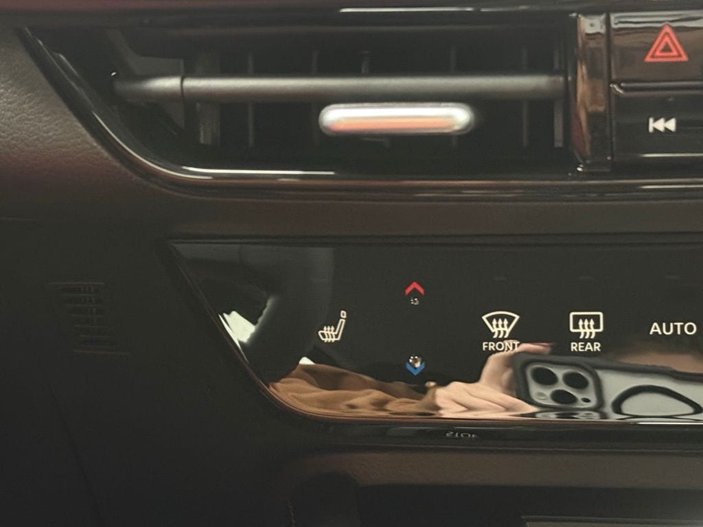 2026 Nissan KICKS SR AWD - Photo 34