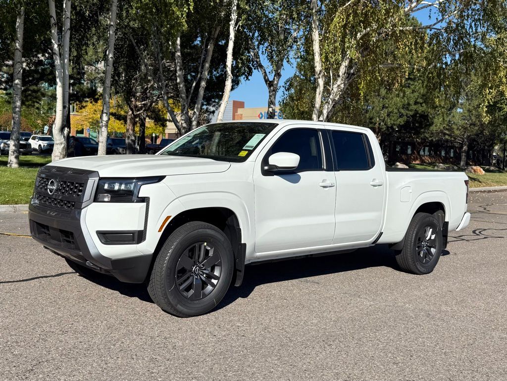 2026 Nissan Frontier SV's photo