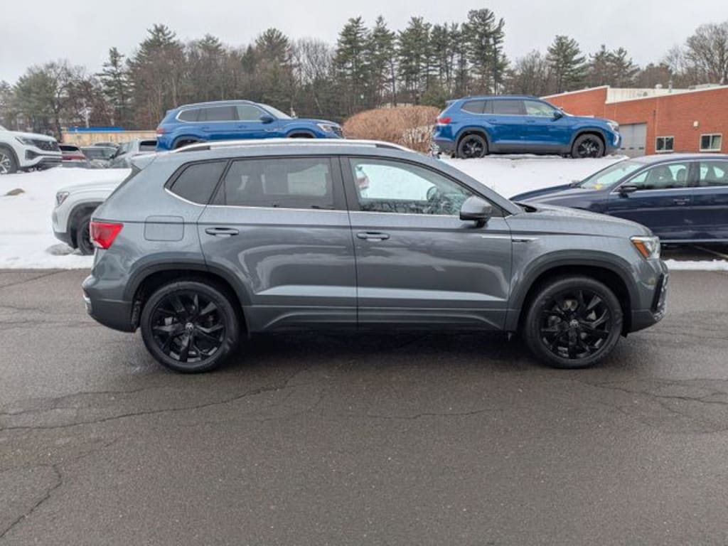 Certified 2022 Volkswagen Taos 1.5T SE SUV