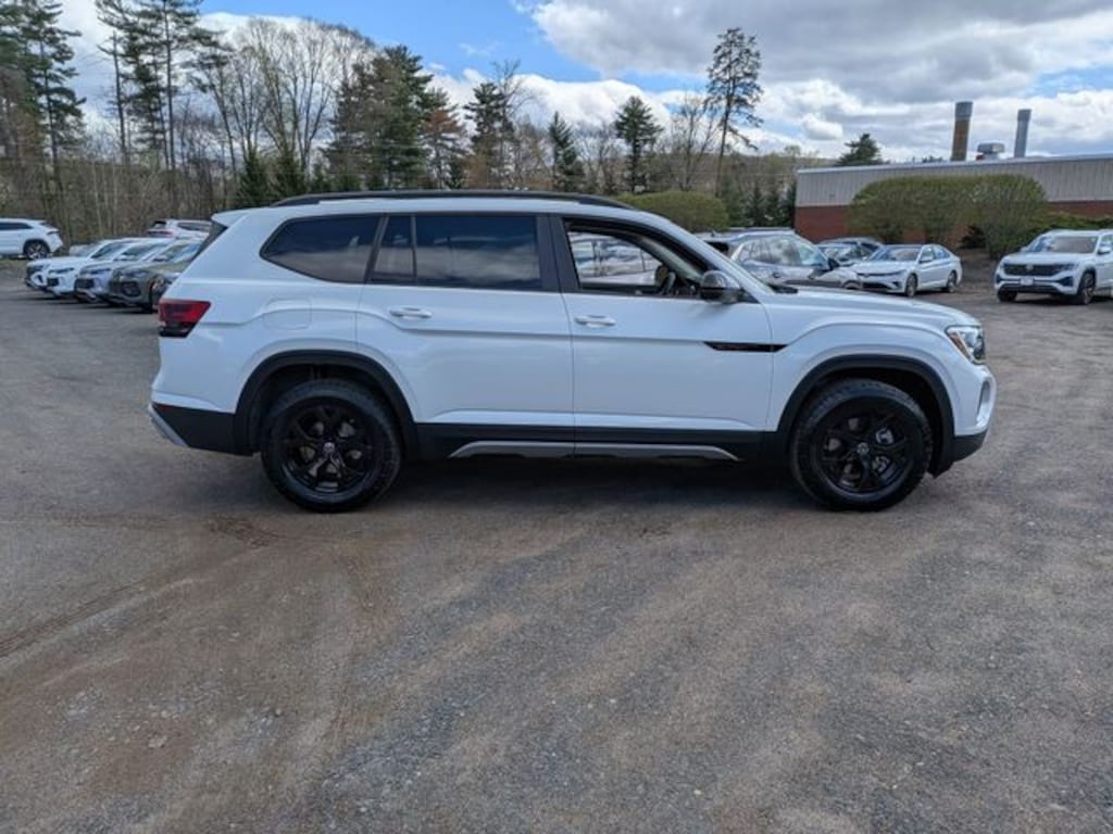 New 2026 Volkswagen Atlas 2.0T Peak Edition SUV