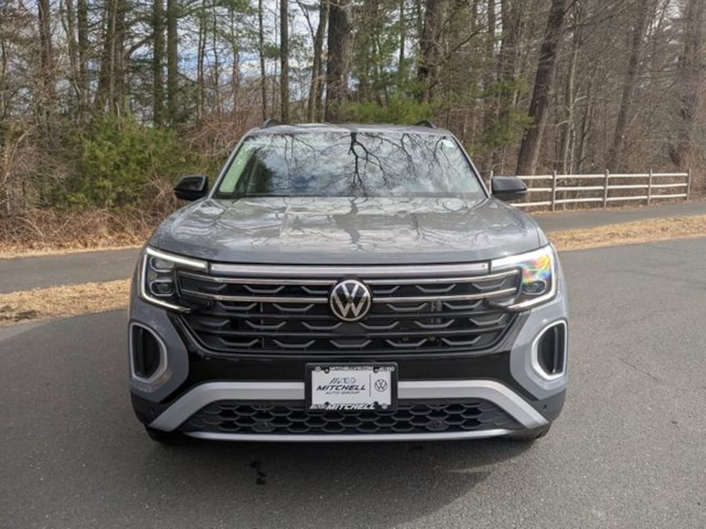Certified 2025 Volkswagen Atlas 2.0T Peak Edition SUV