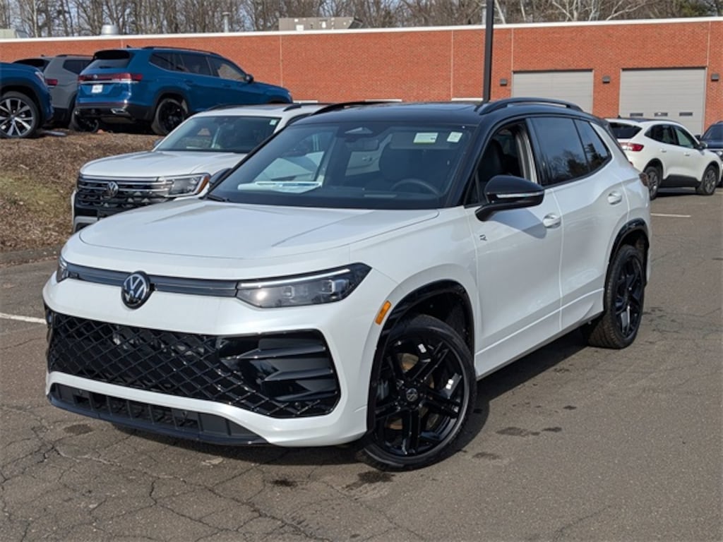 New 2026 Volkswagen Tiguan 2.0T SE R-Line Black SUV
