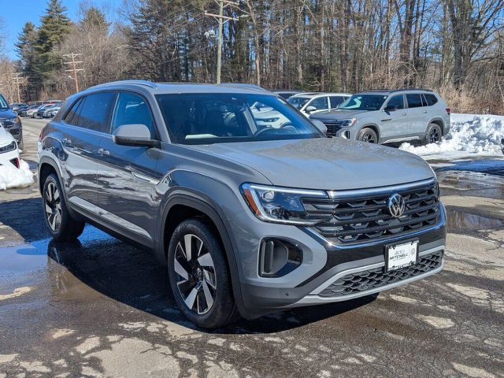 New 2026 Volkswagen Atlas Cross Sport 2.0T SE w/Technology SUV