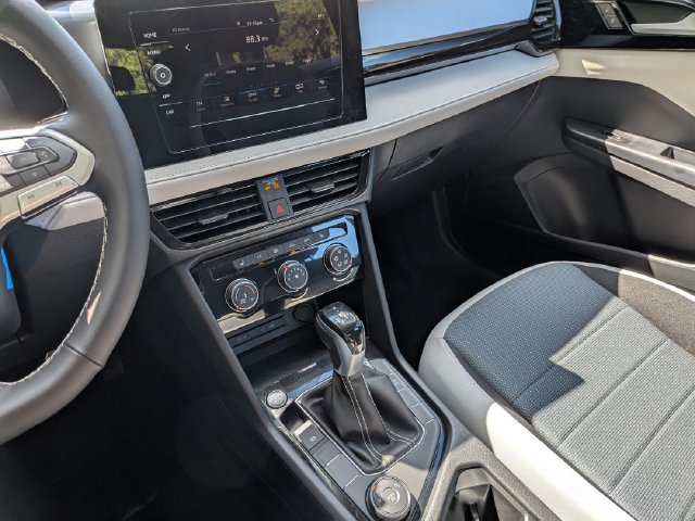 2025 Volkswagen Taos S - Photo 14