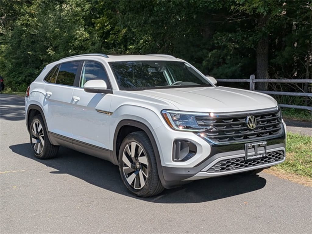 New 2026 Volkswagen Atlas Cross Sport 2.0T SE w/Technology SUV