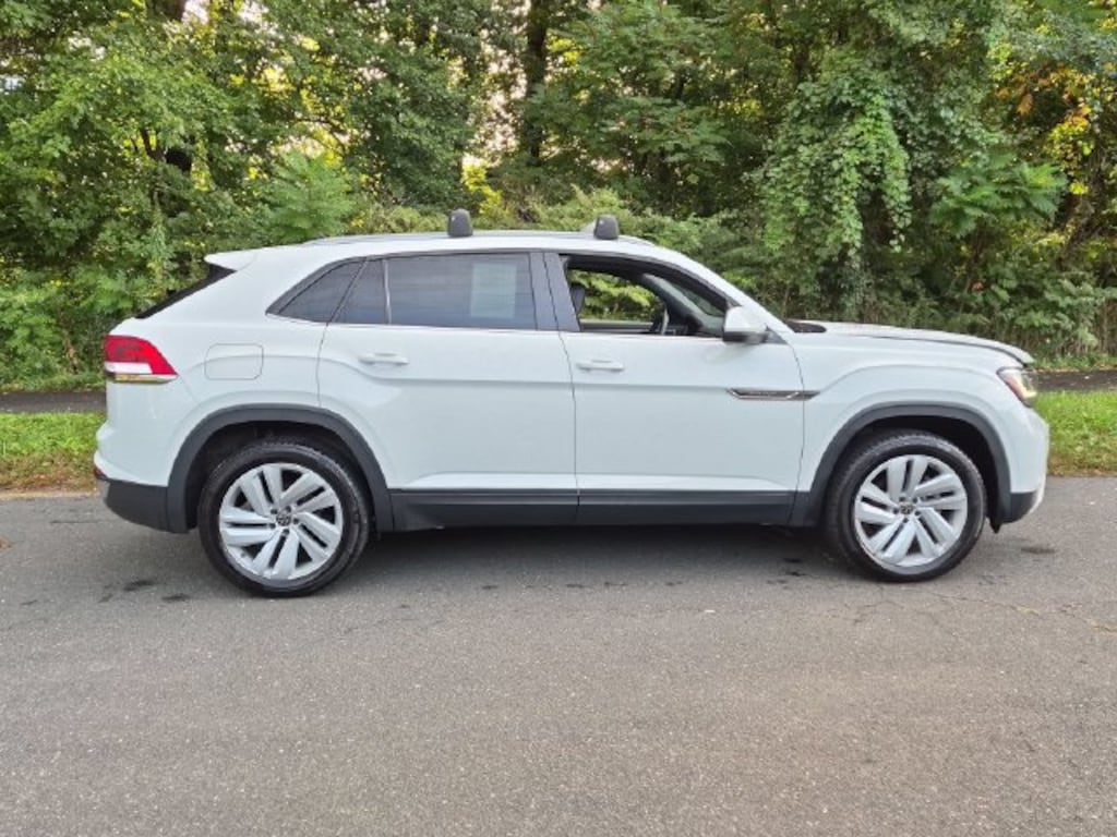 Certified 2021 Volkswagen Atlas Cross Sport 2.0T SE w/Technology SUV
