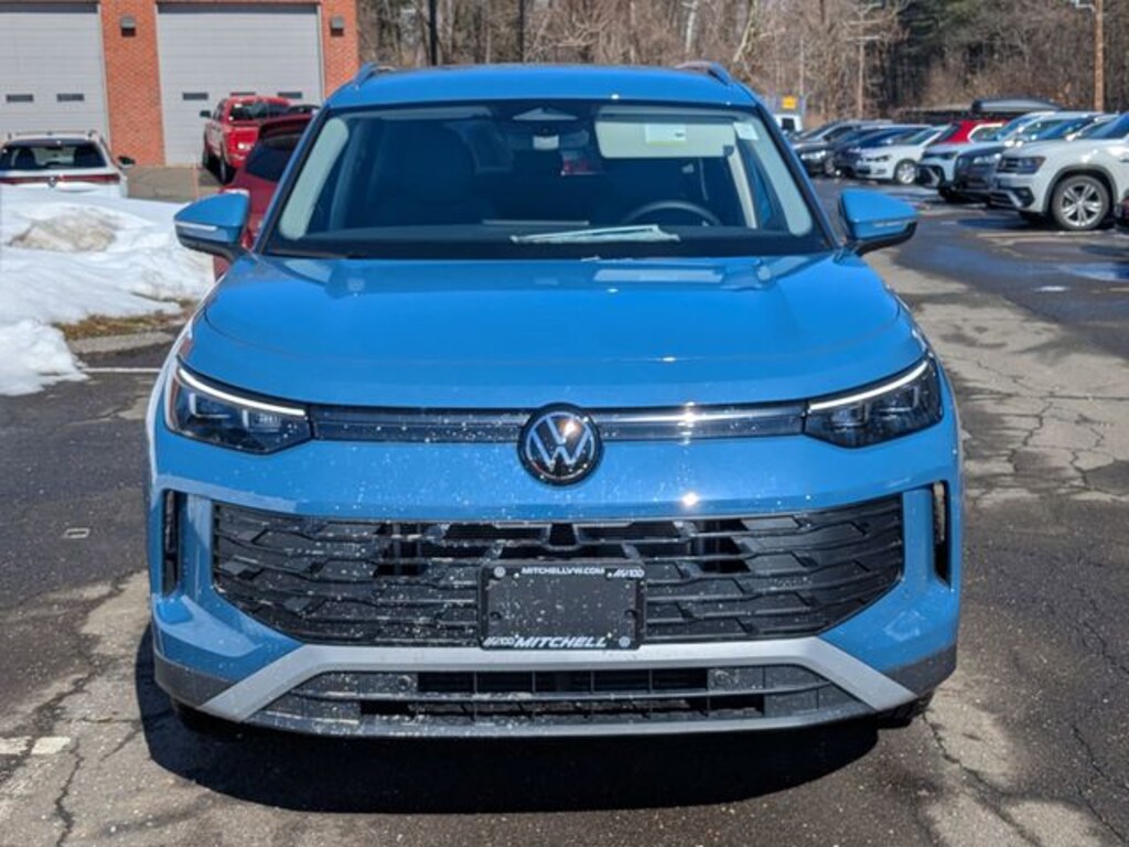 New 2026 Volkswagen Tiguan 2.0T SE SUV