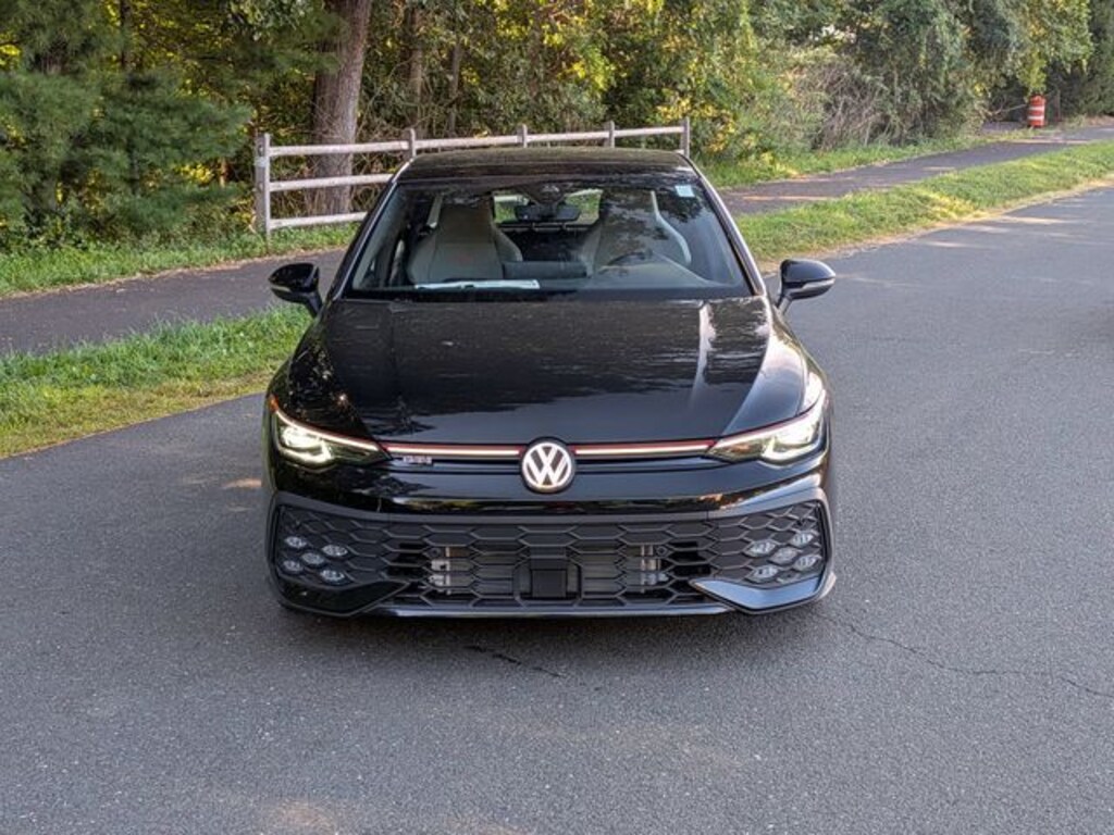 Used 2025 Volkswagen Golf GTI 2.0T SE Hatchback