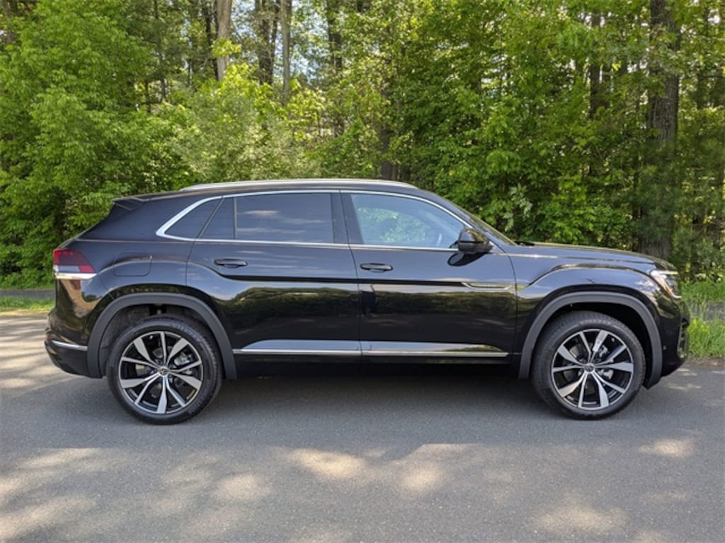New 2025 Volkswagen Atlas Cross Sport 2.0T SEL Premium R-Line SUV