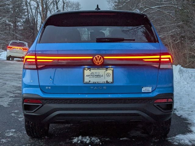 2025 Volkswagen Taos SE Black - Photo 7