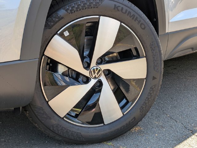 2025 Volkswagen Taos S - Photo 10