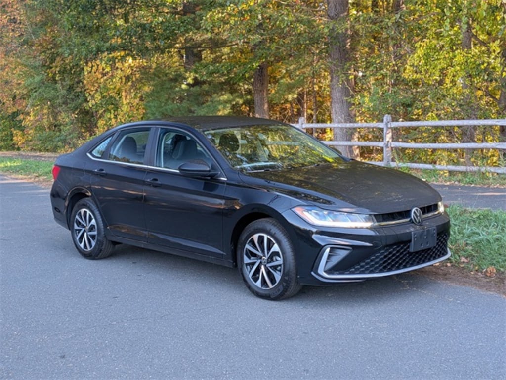 New 2025 Volkswagen Jetta 1.5T S Sedan