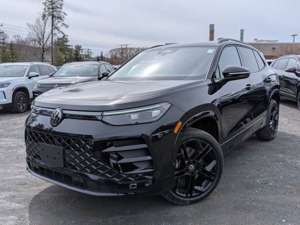 New 2026 Volkswagen Tiguan 2.0T SE R-Line Black SUV