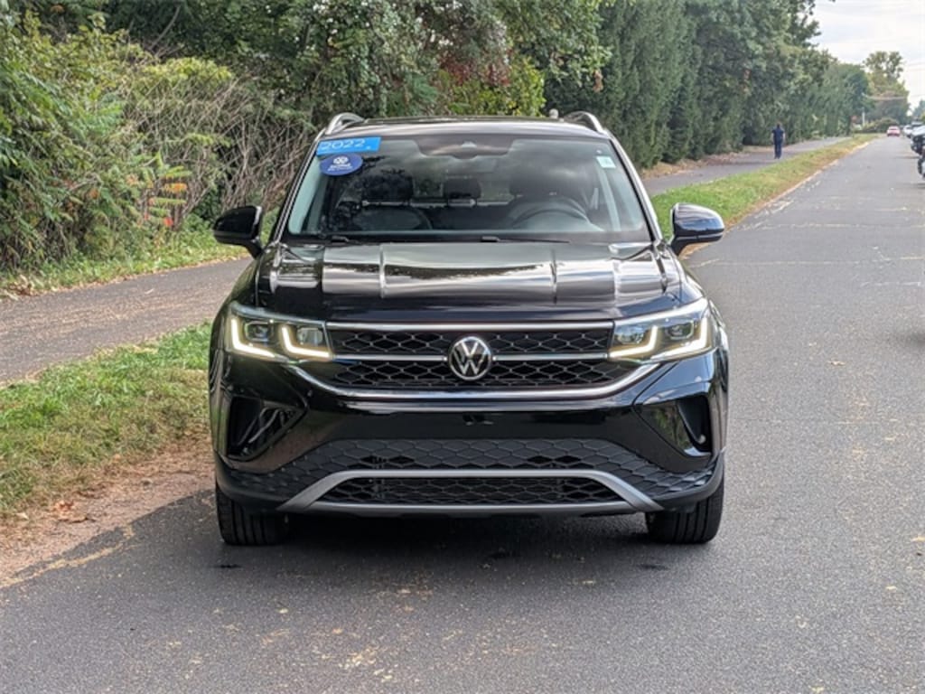 Used 2022 Volkswagen Taos 1.5T SEL SUV