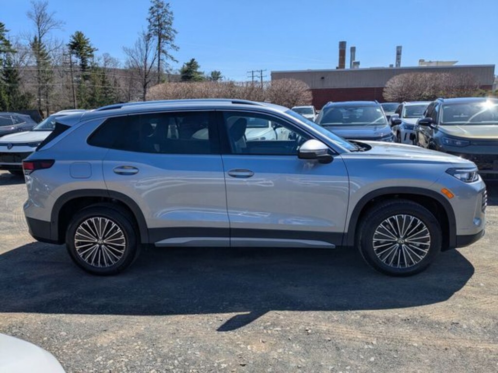 New 2026 Volkswagen Tiguan 2.0T S SUV