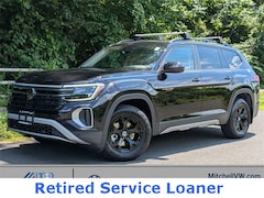 Used 2024 Volkswagen Atlas 2.0T Peak Edition SEL SUV for Sale in Simsbury, CT