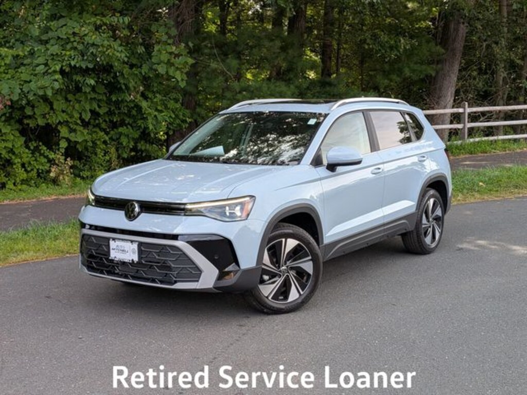 New 2025 Volkswagen Taos 1.5T SE SUV