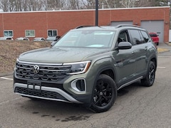 New 2026 Volkswagen Atlas 2.0T Peak Edition SUV for Sale in Simsbury, CT