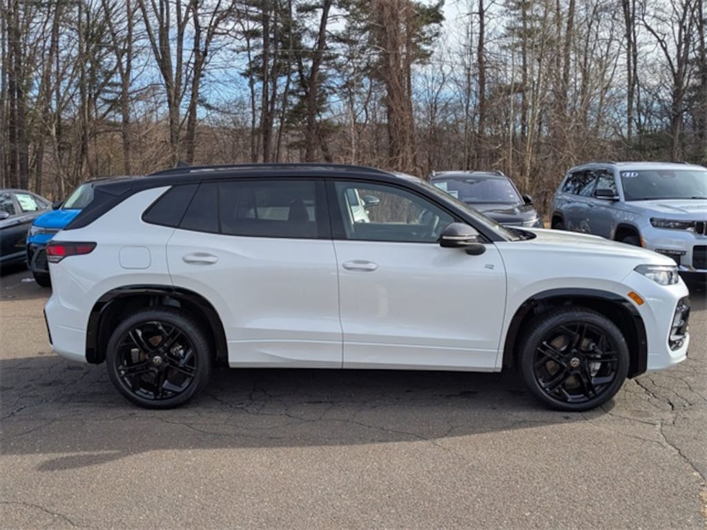 New 2026 Volkswagen Tiguan 2.0T SE R-Line Black SUV