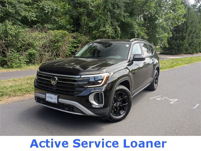 2025 Volkswagen Atlas Atlas Peak Edition's photo