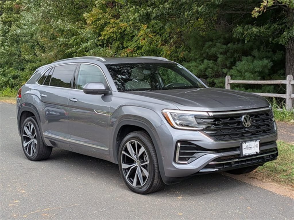 Used 2025 Volkswagen Atlas Cross Sport 2.0T SEL Premium R-Line SUV