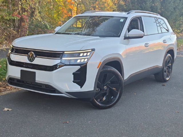 2027 Volkswagen Atlas SE w/Technology SUV