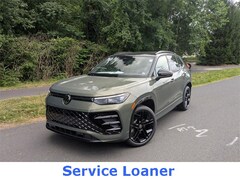 New 2025 Volkswagen Tiguan 2.0T SE R-Line Black SUV for Sale in Simsbury, CT