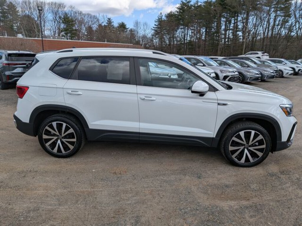 Certified 2023 Volkswagen Taos 1.5T SE SUV