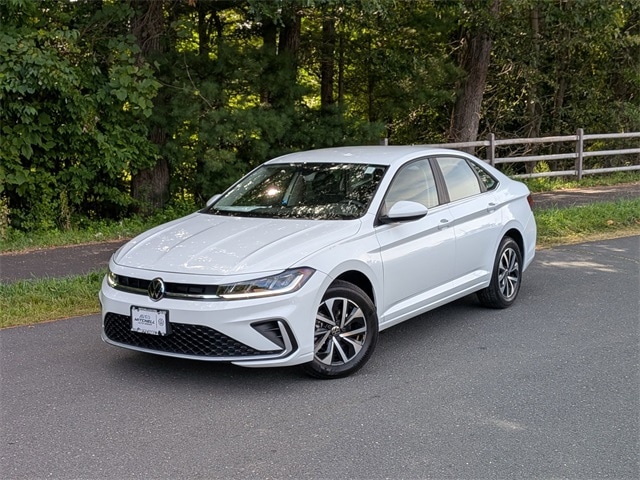 2025 Volkswagen Jetta S's photo