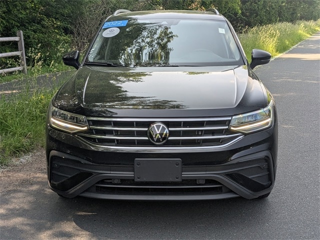 Certified 2022 Volkswagen Tiguan SE with VIN 3VV2B7AX2NM093066 for sale in Simsbury, CT