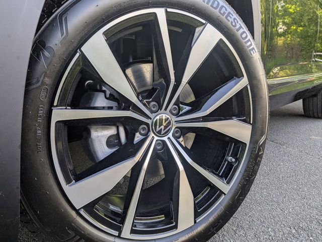 2025 Volkswagen Atlas Cross Sport SEL Premium R-LINE - Photo 9